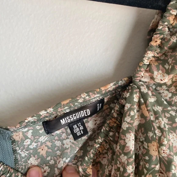 Green Floral Blouse - Picture 3 of 3